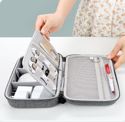 Tech Accessories Hard Case - حقيبة منظم إلكترونيات محمولة مقاومة للماء