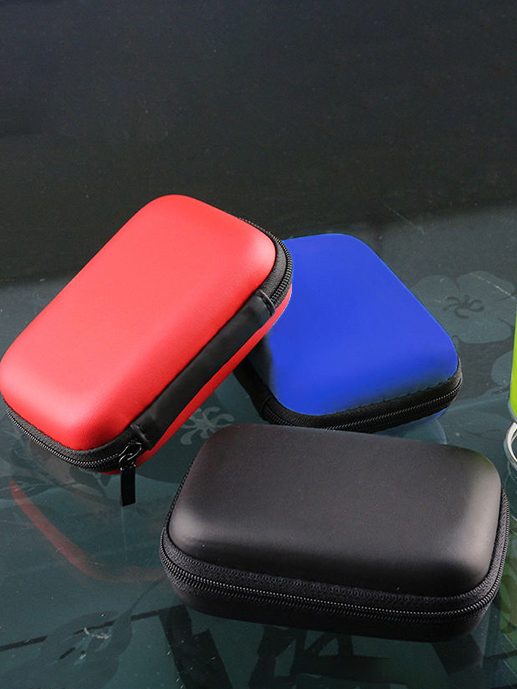 Tech Accessories Hard Case - حقيبة حمل صلبة من مادة إي