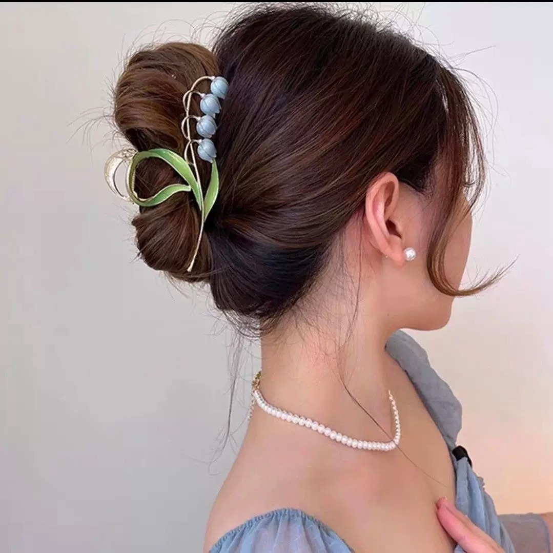 مشبك معدني أنيق على شكل زهرة ز - مراجعة Hi Tech Accessories وسعره