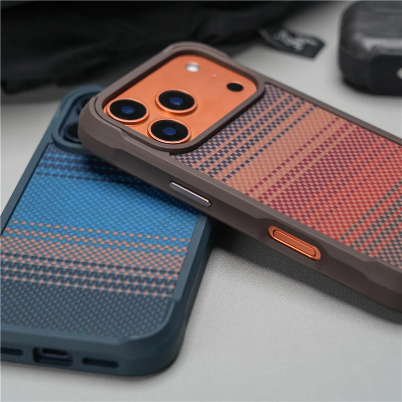 حافظة مغناطيسية أصلية بتصميم ه - مراجعة Tech Accessories Hard Case وسعره