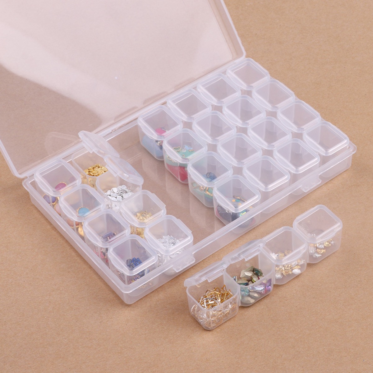صندوق تخزين بلاستيكي قابل للتع - مراجعة Tech Accessories Box وسعره