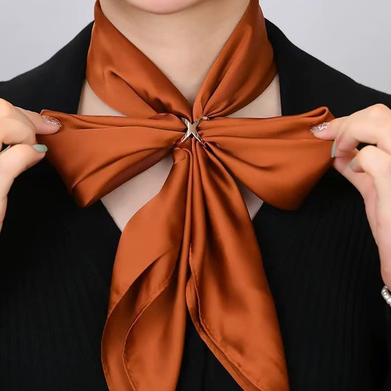 مشابك وشاح على شكل X - حلقات أ - مراجعة Useful Tech Accessories وسعره