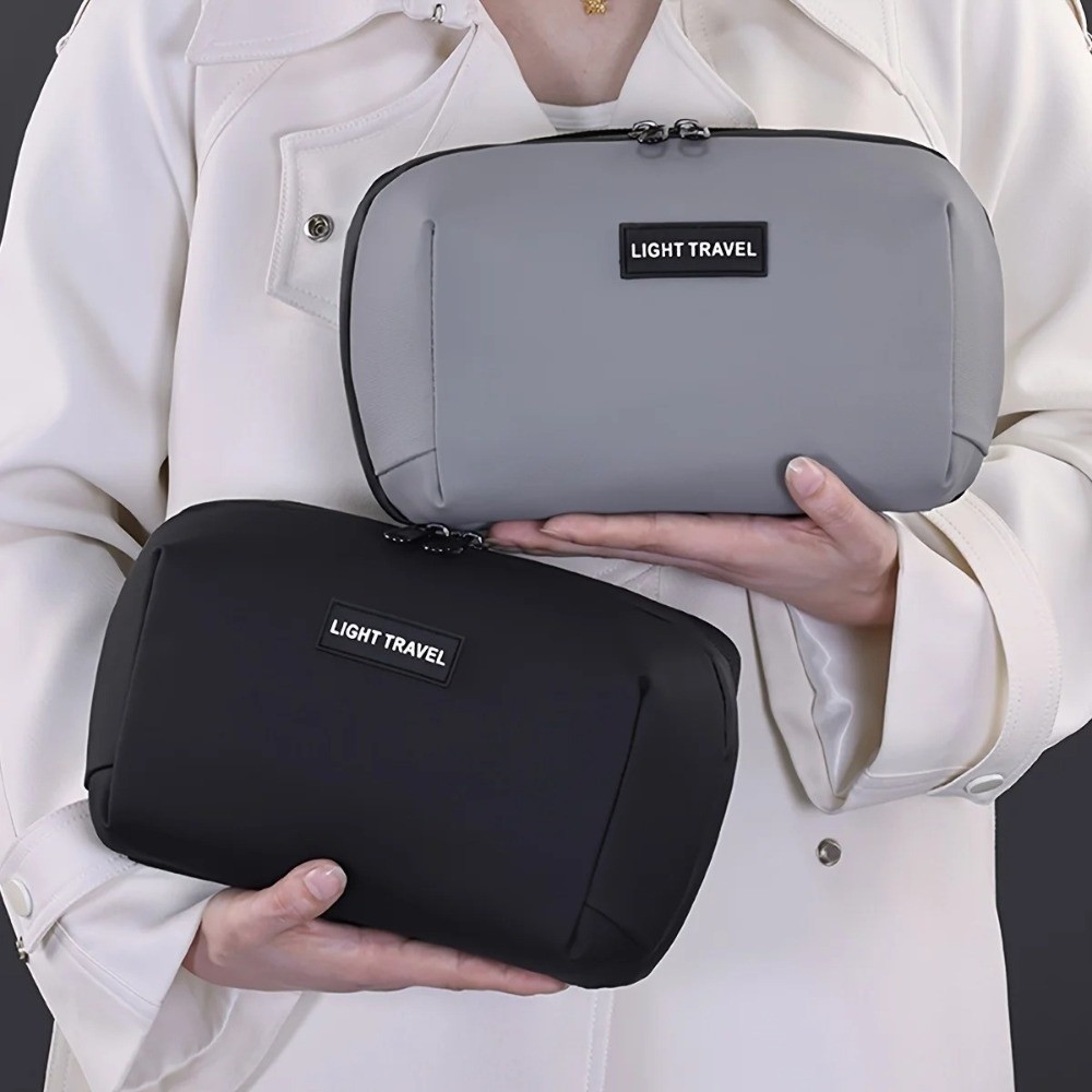 حقيبة تخزين كابلات البيانات ال - مراجعة Tech Accessories Organizer Pouch وسعره